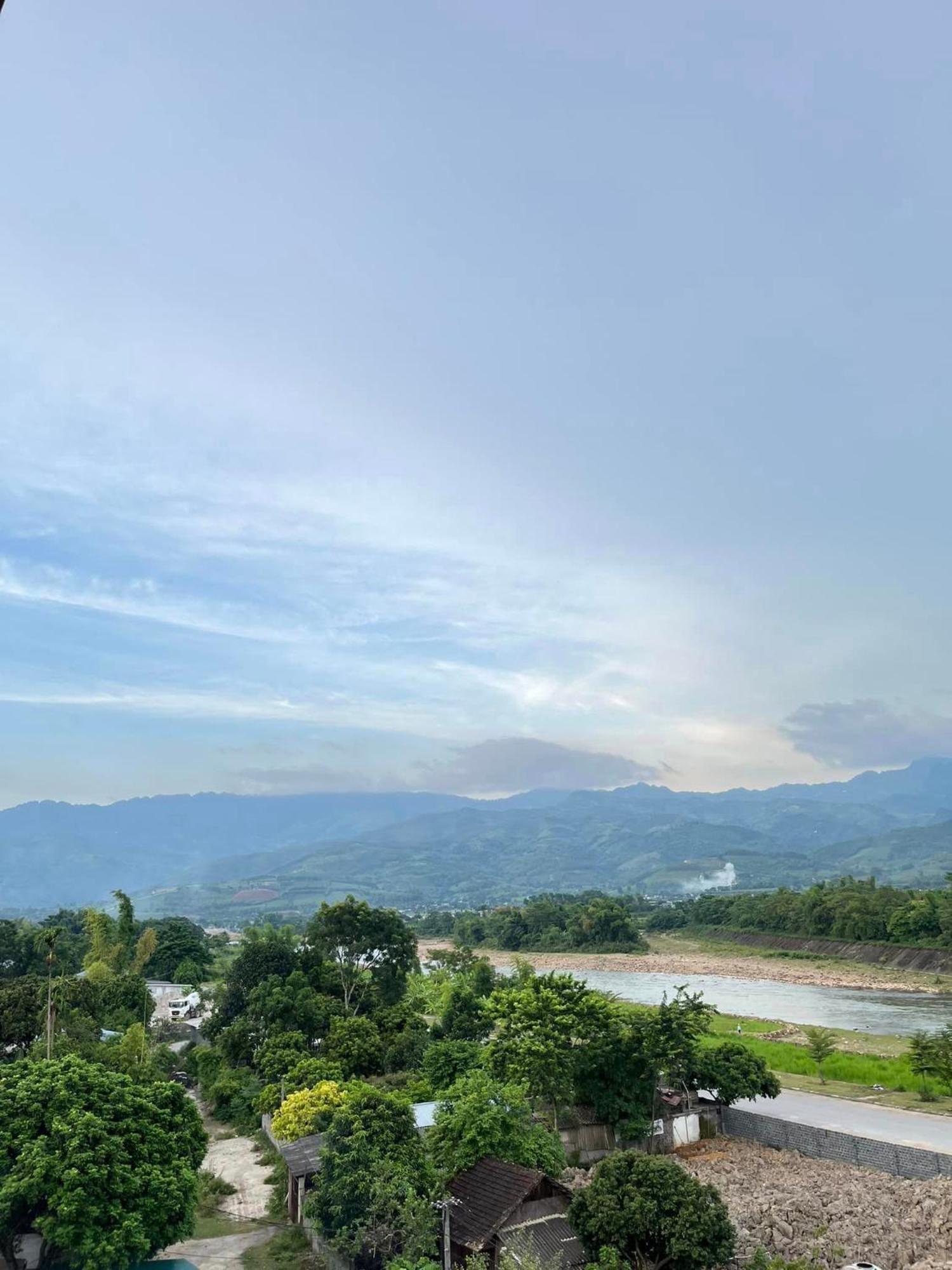Nha Nghi Ngoc Anh Otel Nghia Lo Dış mekan fotoğraf